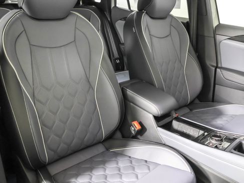 New 2026 Volkswagen Tiguan SEL R-Line image 45