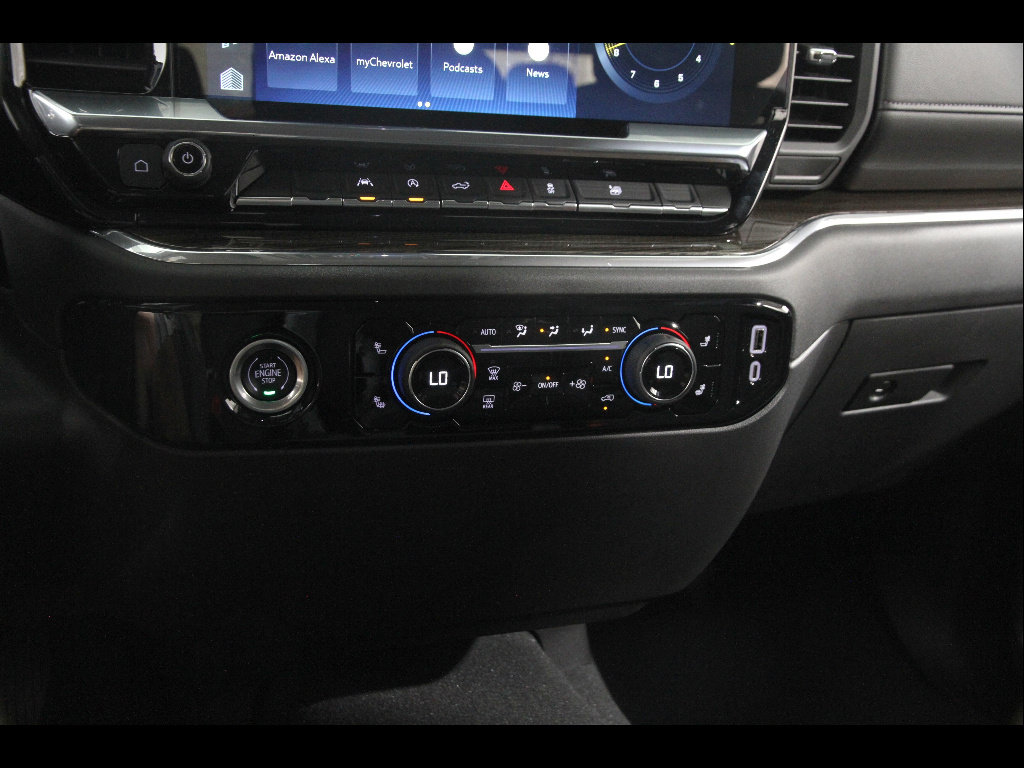 Certified 2024 Chevrolet Silverado 1500 RST AWD/4WD image 16