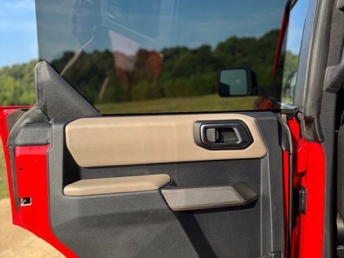 Used 2022 Ford Bronco Wildtrak image 31