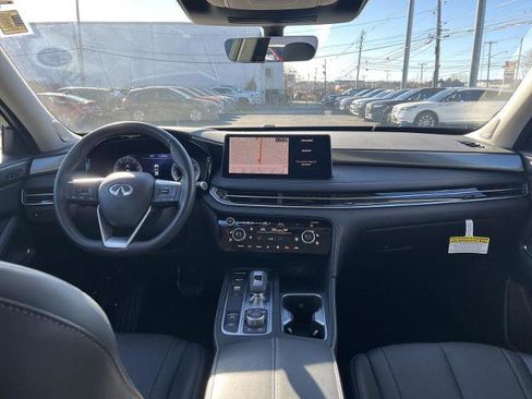 Certified 2025 INFINITI QX60 Luxe image 13