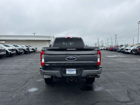 Used 2017 Ford F250 Lariat w/ Chrome Package AWD/4WD image 4