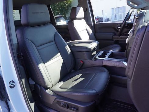 Certified 2022 GMC Sierra 2500 Denali image 13