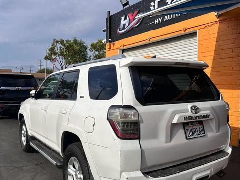 Used 2016 Toyota 4Runner SR5 RWD image 1