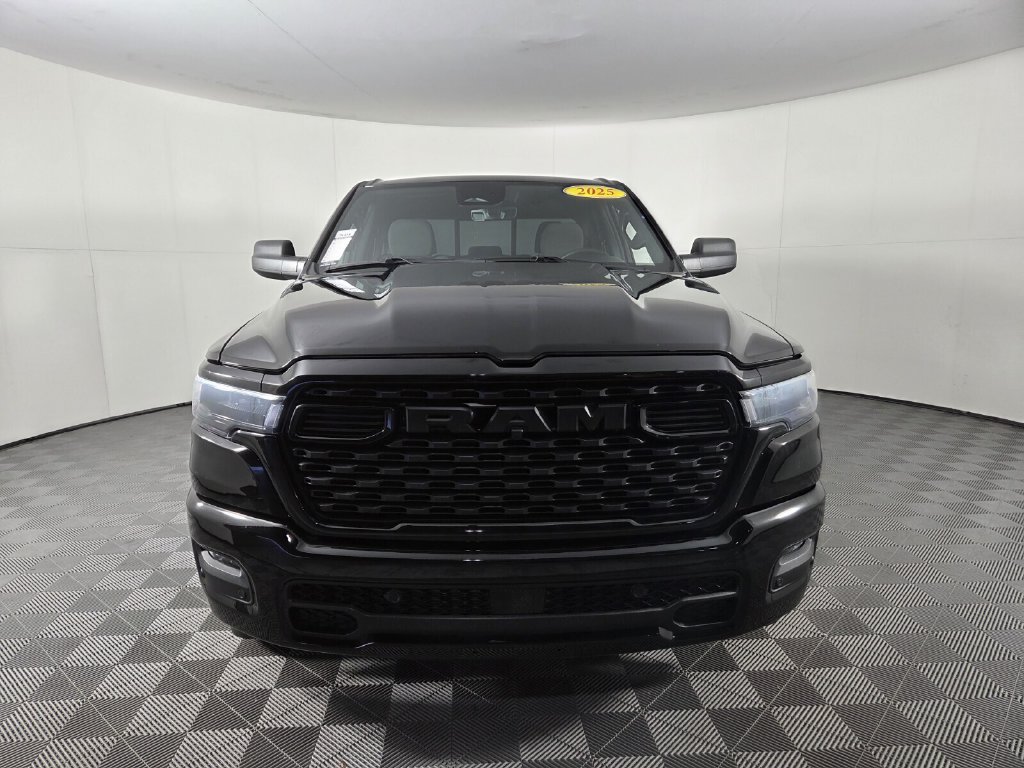 Used 2025 RAM 1500 Tradesman w/ Night Edition AWD/4WD image 3