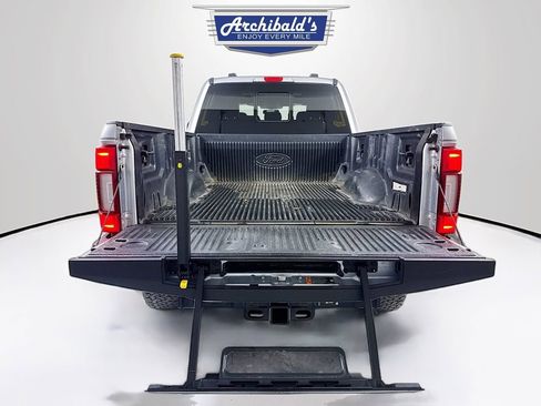 Used 2022 Ford F350 Lariat w/ Lariat Ultimate Package image 29