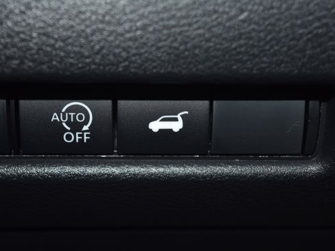 New 2026 Nissan Rogue SV w/ Cold Weather Package FWD image 15
