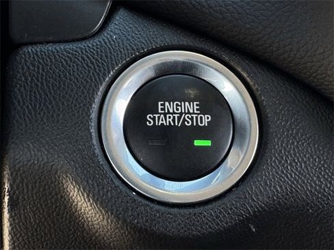 Used 2022 Chevrolet Equinox LT image 20