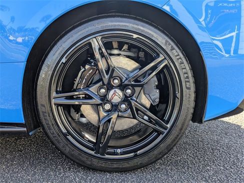 Used 2025 Chevrolet Corvette Stingray Coupe w/ Battery Protection Package image 13