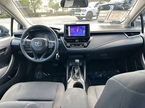 Used 2023 Toyota Corolla LE image 10
