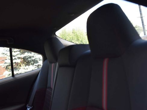 Used 2024 Toyota Corolla SE FWD image 15