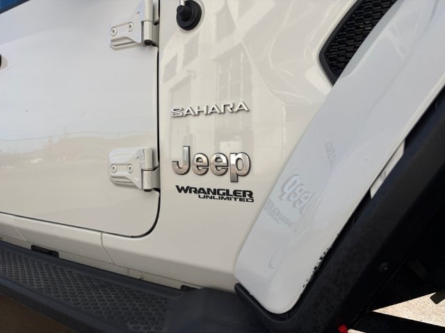Used 2019 Jeep Wrangler Unlimited Sahara w/ Safety Group AWD/4WD image 24