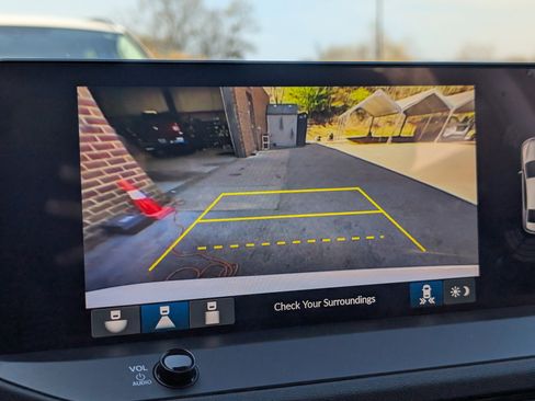 Used 2023 Honda Accord Touring image 27