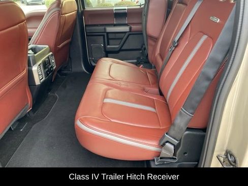 Used 2018 Ford F150 Platinum w/ Equipment Group 701A Luxury image 19