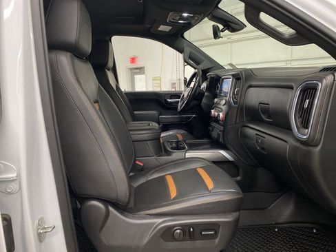 Used 2021 GMC Sierra 3500 AT4 w/ AT4 Preferred Package image 18