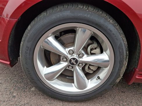Used 2006 Ford Mustang GT Premium RWD image 28