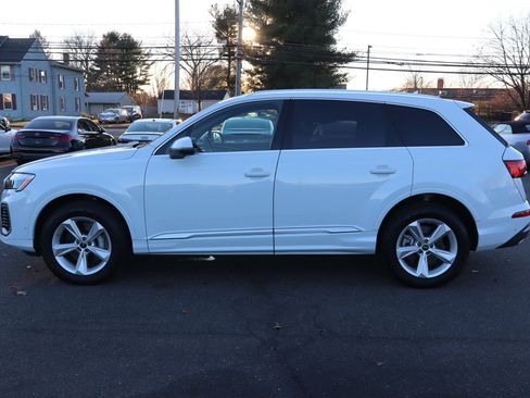 Used 2025 Audi Q7 2.0T Premium w/ Convenience Package image 8