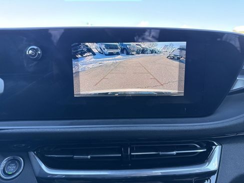 Used 2024 Buick Envista Sport Touring w/ Convenience I Package image 18