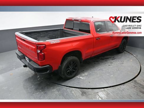 Used 2024 Chevrolet Silverado 1500 LT Trail Boss w/ Convenience Package II AWD/4WD image 34