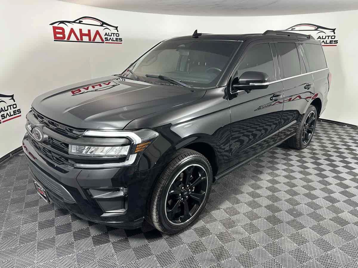 Used 2023 Ford Expedition Limited AWD/4WD image 4