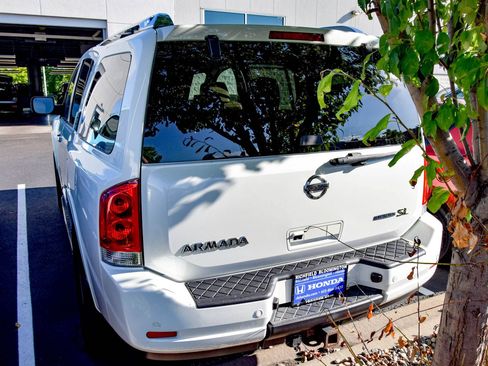 Used 2013 Nissan Armada SL AWD/4WD image 6