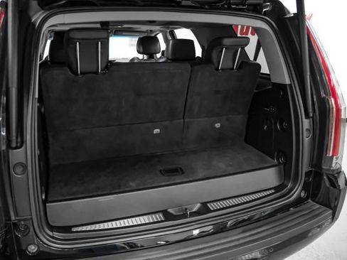 Used 2018 Cadillac Escalade Luxury RWD image 56