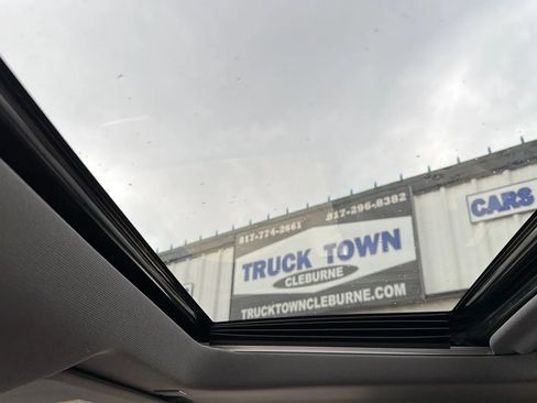 Used 2022 GMC Sierra 2500 Denali w/ Denali Ultimate Package image 22