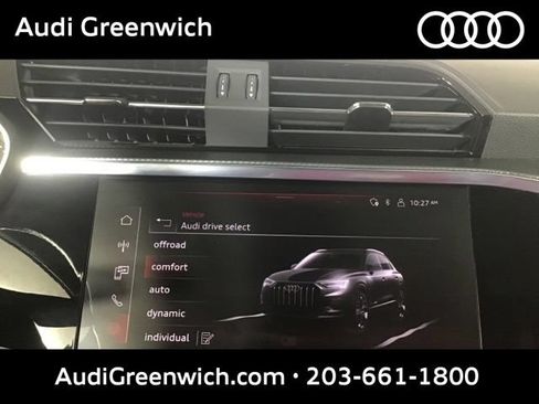 Used 2023 Audi Q3 2.0T Premium w/ Black Optic Sport Package AWD/4WD image 18