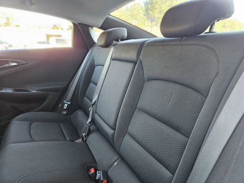 Used 2024 Chevrolet Malibu LT image 28