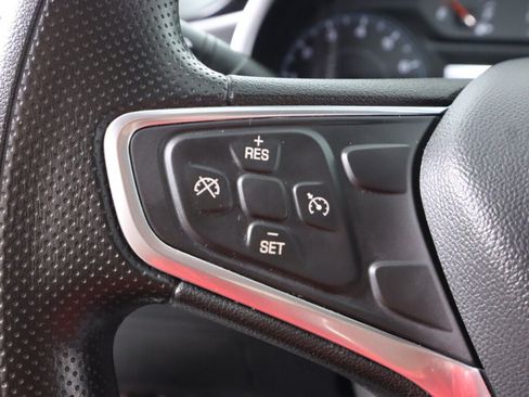 Used 2022 Chevrolet Malibu LT FWD image 12