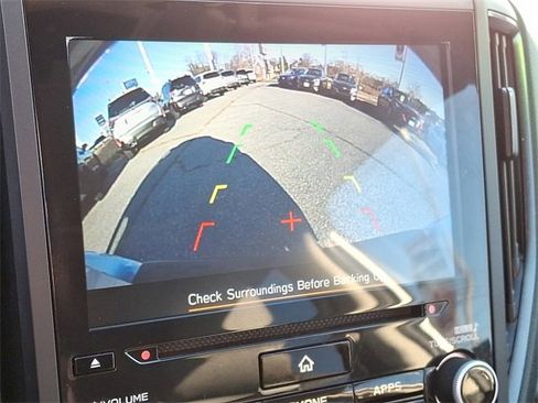 Used 2021 Subaru Crosstrek 2.5i Sport w/ Moonroof Package image 18