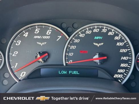 Used 2008 Chevrolet Corvette Coupe w/ Preferred Equipment Group RWD image 17