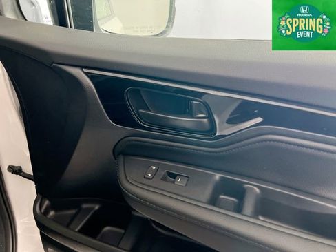 New 2026 Honda Odyssey Touring image 28