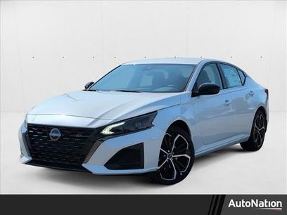 New 2025 Nissan Altima 2.5 SR