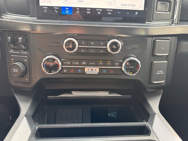 Used 2024 Ford F250 Lariat AWD/4WD image 26