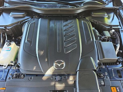 Used 2024 MAZDA CX-90 3.3 Turbo w/ Preferred Plus AWD/4WD image 18