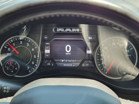 Used 2021 RAM 1500 Big Horn AWD/4WD image 14