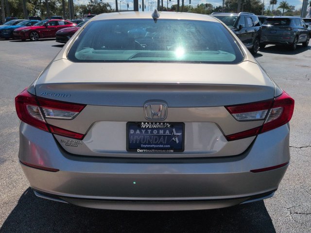 Used 2018 Honda Accord EX image 5