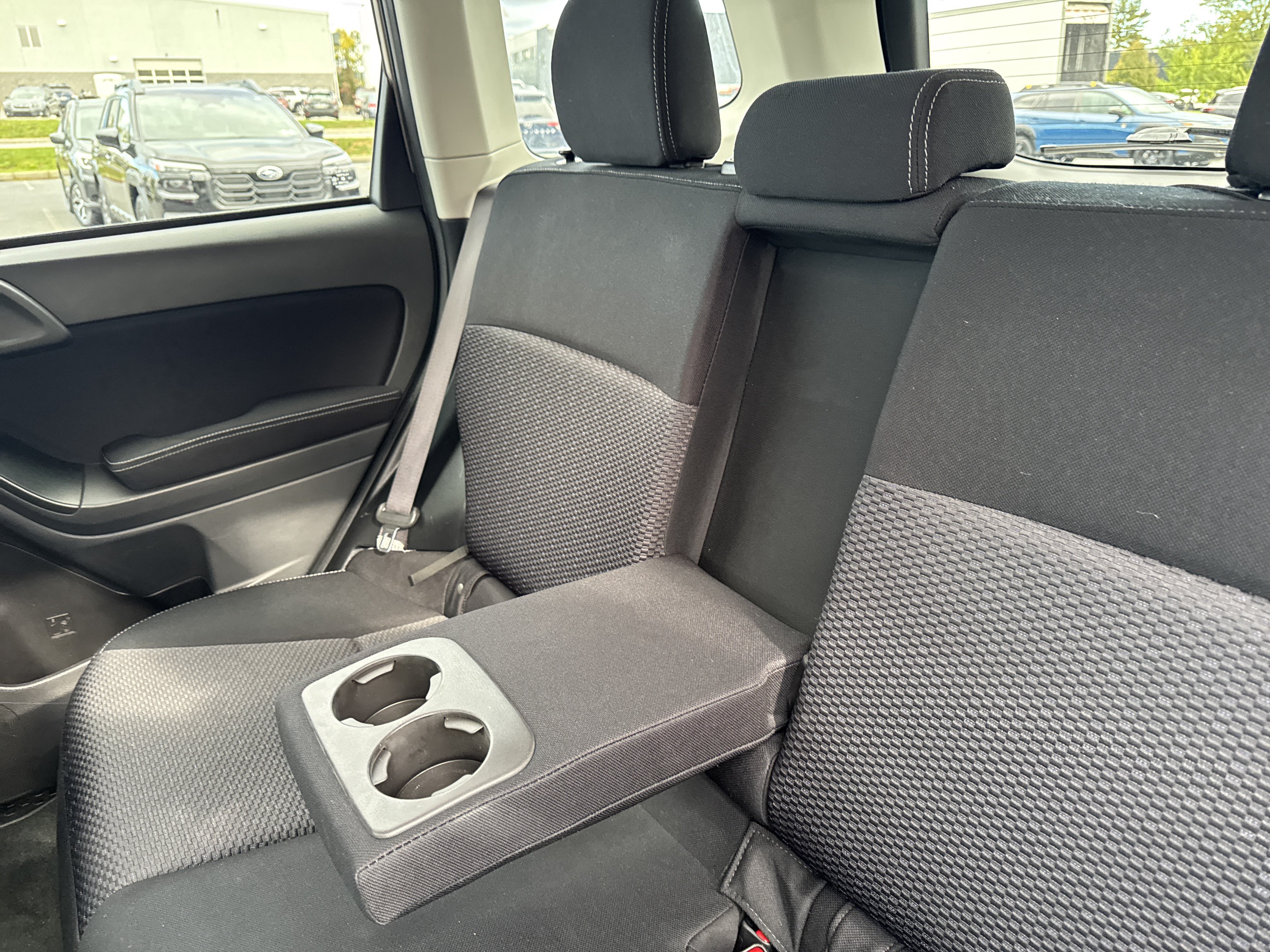Used 2015 Subaru Forester 2.5i Premium AWD/4WD image 19