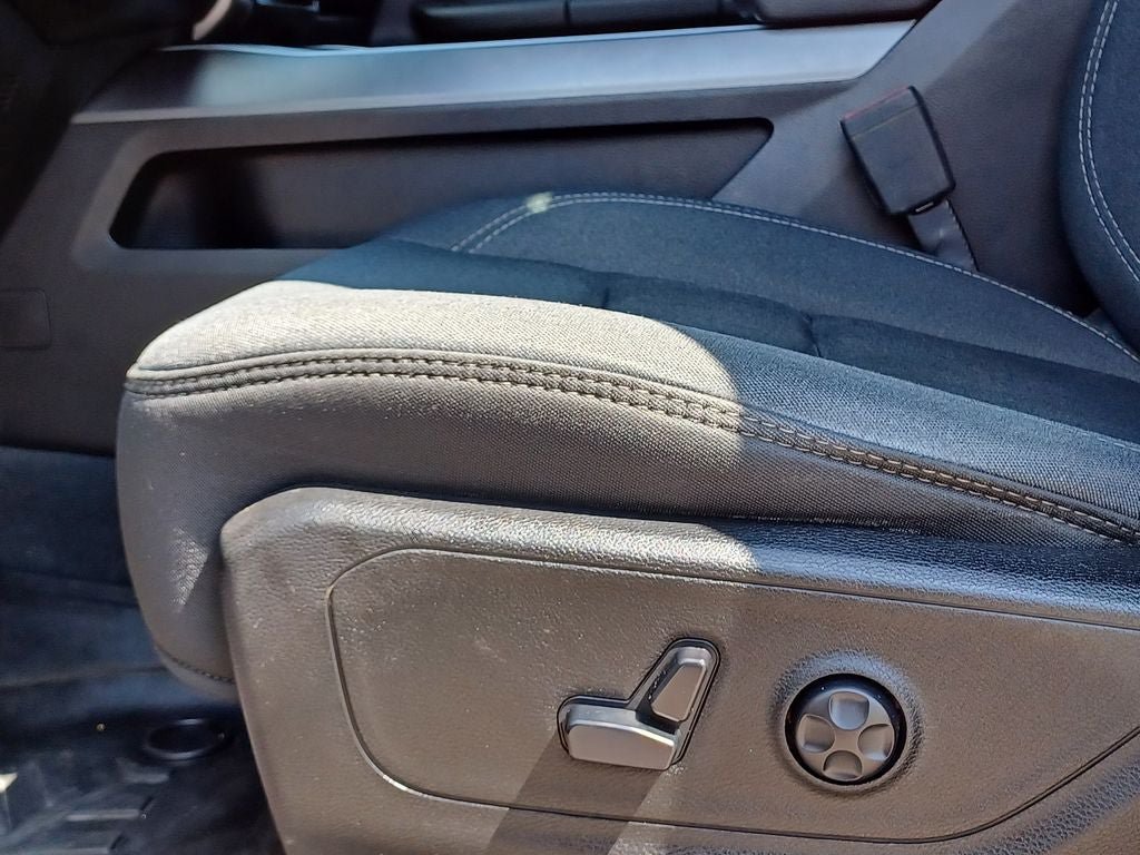 Used 2020 RAM 1500 Big Horn AWD/4WD image 6