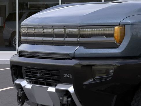 New 2026 GMC Hummer EV SUV w/ LPO, Dark Essentials Package AWD/4WD image 13