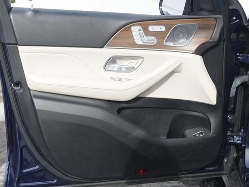 Used 2021 Mercedes-Benz GLE 350 4MATIC image 25