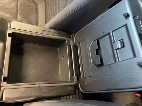 Used 2021 Chevrolet Silverado 1500 Custom Trail Boss image 29