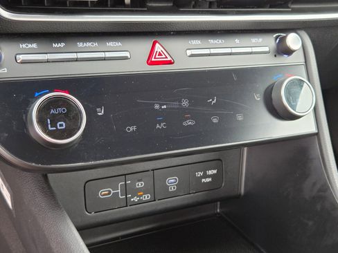 Used 2025 Hyundai Sonata SEL FWD image 22