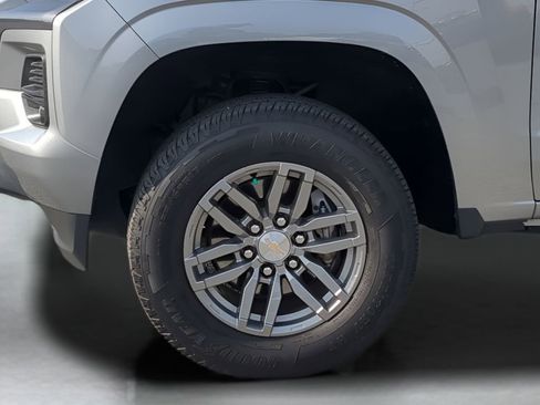 Used 2023 Chevrolet Colorado LT w/ LT Convenience Package image 19