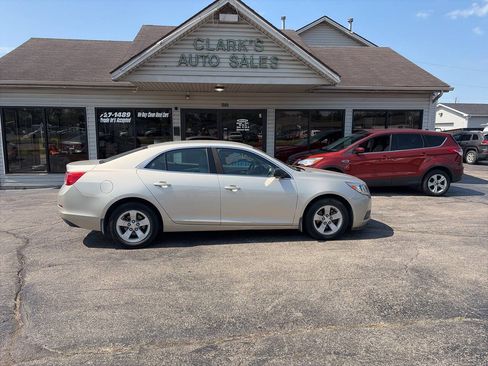 Used 2013 Chevrolet Malibu LS FWD image 1