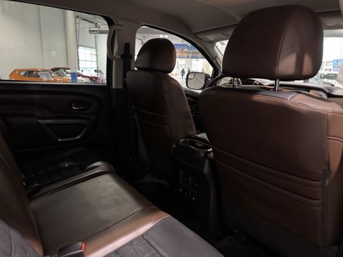 Used 2017 Nissan Titan Platinum Reserve image 37