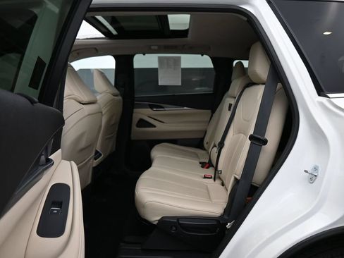 Used 2023 INFINITI QX60 Luxe w/ Cargo Package FWD image 19