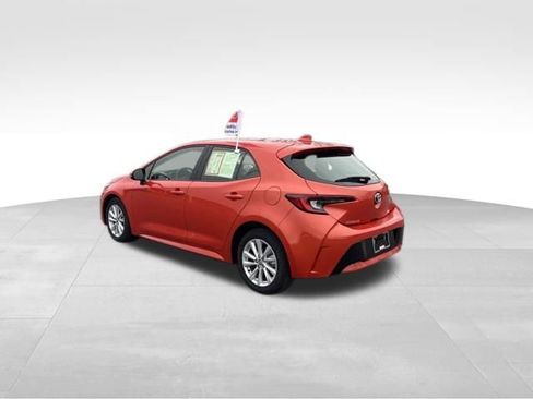 Certified 2025 Toyota Corolla SE image 3