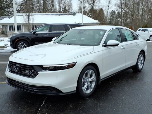 New 2026 Honda Accord LX image 3