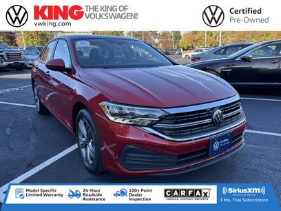 Certified 2024 Volkswagen Jetta SE w/ Panoramic Sunroof Package